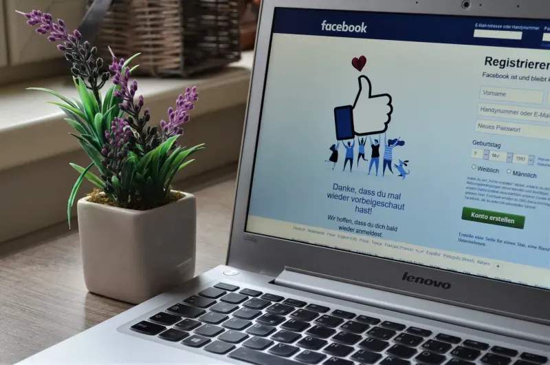 Community management and audience engagement